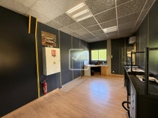À VENDRE LOCAL COMMERCIAL 4