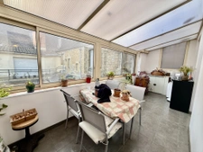 Immeuble à vendre de 3 appartements 8