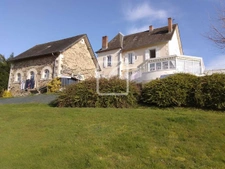 MAISON  EN PIERRES BLANCHES 8 Pièces 1