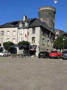 Immeuble - Appartement avec commerce au RDC 8