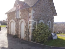 MAISON  EN PIERRES BLANCHES 8 Pièces 8