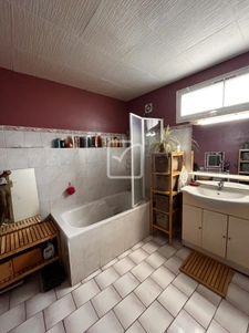 Maison à Vars-sur-Roseix  3 pièces-91 m2 6