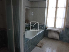 MAISON  EN PIERRES BLANCHES 8 Pièces 13