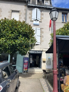 Immeuble - Appartement avec commerce au RDC 1