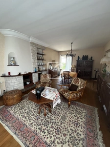 Maison OBJAT - 7 pièces -  179 m2 1