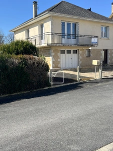 Maison - 5 pièces - 130 M2 Objat 2