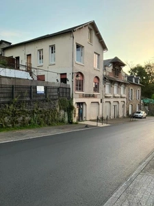 Immeuble à Uzerche  1