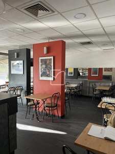 A VENDRE Hôtel-Bar-Restaurant- Coeur d'activité-26 chambres  3
