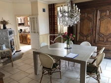 MAISON  EN PIERRES BLANCHES 8 Pièces 7
