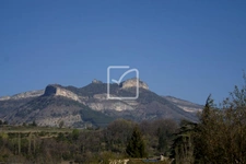 Terrain  plat constructible  bien exposé 5