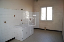 Appartement  bien agencé avec cave et garage 2