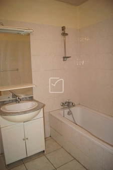 Immeuble de 3 appartements loués 8