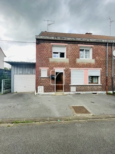 Maison semi mitoyenne 79 m2 à Louvroil 1