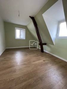 MAISON EN PIERRE  12
