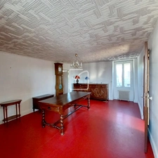 ENSEMBLE IMMOBILIER à GOURDON comprenant HABITATION 95 m2 HA 8