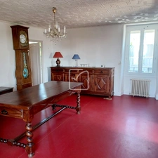 ENSEMBLE IMMOBILIER à GOURDON comprenant HABITATION 95 m2 HA 9