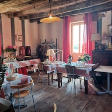 ENSEMBLE IMMOBILIER   MAISON D HABITATION EN PIERRES, GRANGE 28