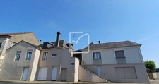 ENSEMBLE IMMOBILIER à GOURDON comprenant HABITATION 95 m2 HA 6