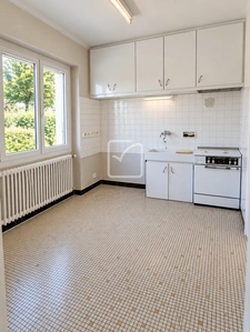 MAISON DE VILLE ou CABINET MEDICAL/PROFESSIONNEL de  108 m2  11