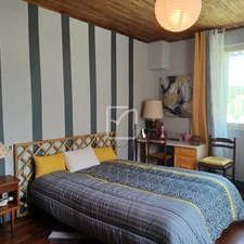ENSEMBLE IMMOBILIER   MAISON D HABITATION EN PIERRES, GRANGE 21