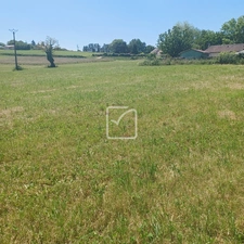BEAU TERRAIN CONSTRUCTIBLE  A SAINT PROJET PROCHE DU VILLAGE 5