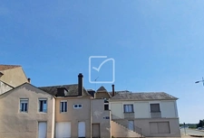 ENSEMBLE IMMOBILIER à GOURDON comprenant HABITATION 95 m2 HA 4