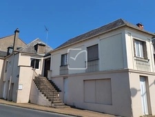 ENSEMBLE IMMOBILIER à GOURDON comprenant HABITATION 95 m2 HA 2