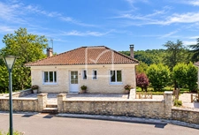 MAISON DE VILLE ou CABINET MEDICAL/PROFESSIONNEL de  108 m2  3