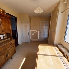 ENSEMBLE IMMOBILIER à GOURDON comprenant HABITATION 95 m2 HA 11