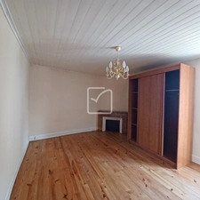ENSEMBLE IMMOBILIER à GOURDON comprenant HABITATION 95 m2 HA 14