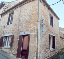 MAISON DE VILLE  75 m2 située au CENTRE VILLE, PROCHE DU MAR 2