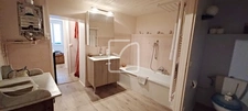 MAISON DE VILLE  75 m2 située au CENTRE VILLE, PROCHE DU MAR 17
