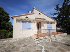 Belle situation pour cette propriété de 3 niveaux de 73m2 ch 2