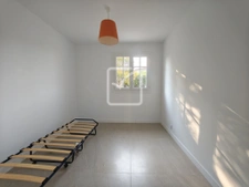 Volume et lumière pour cette très agréable habitation de pla 18