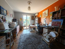 Agréable vaste maison d'habitation en zone calme et résident 16