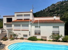 Magnifique propriété de deux appartements au calme de la nat 2