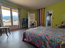 Belle propriété au calme d'un quartier résidentiel 28