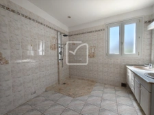 Spacieuse villa  sur 1767m2 11