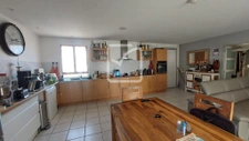 Agréable plain-pied 3faces sur 680m2 et piscine 5
