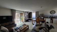 Agréable plain-pied 3faces sur 680m2 et piscine 6