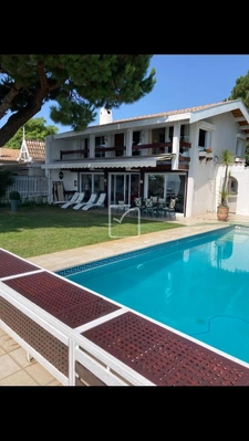 A SAISIR  SPLENDIDE VILLA , PREMIERE LIGNE , VUE MAGIQUE  2