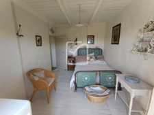 Maison ancienne de caractère au charme d'antan préservé avec 10