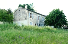 Maison à rénover sur terrain de 1050 m2    7