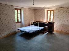 Jolie maison de caractère à  rénover sur terrain de 4913 m2 11