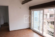 Grande maison de 177 m2 composée de 2 appartements, proche c 4