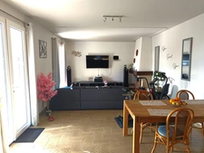 Maison composée de 2 logements, 1653 m2 de terrain   4