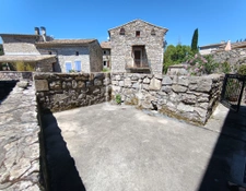 APPARTEMENT EN DUPLEX AVEC TERRASSE, CAVE ET GARAGE  4