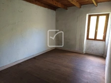 Maison à rénover sur terrain de 1050 m2    13