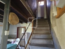 Maison à rénover sur terrain de 1050 m2    8