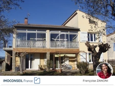 Maison composée de 2 logements, 1653 m2 de terrain   1
